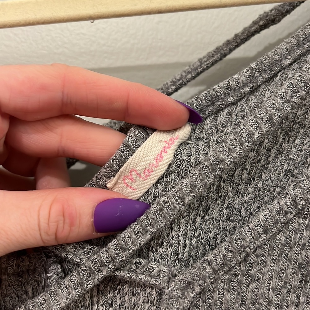 Cross Front Long Sleeve - Picture 2 of 4